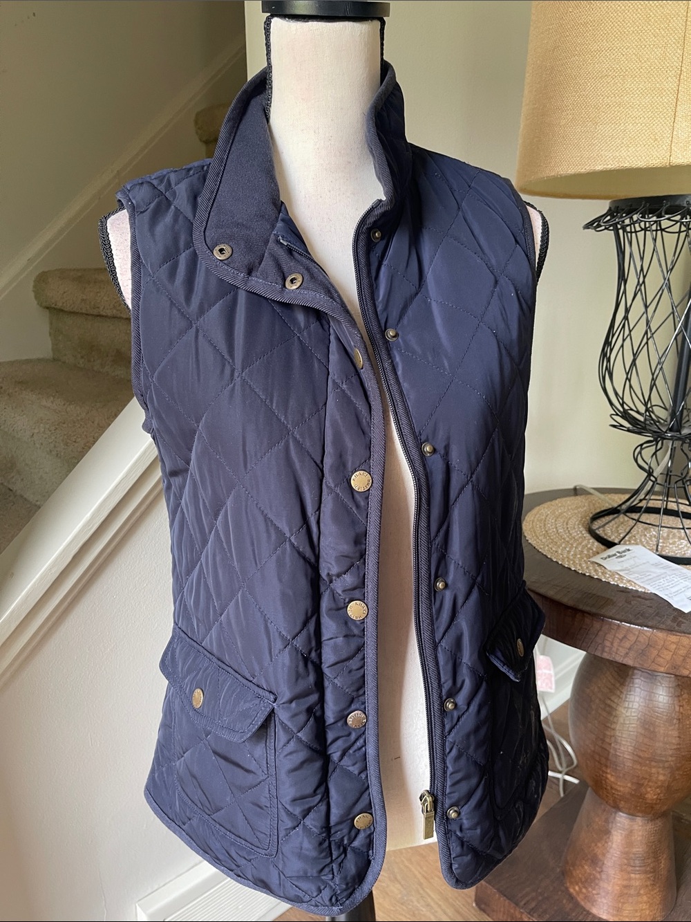 British khaki navy blue quilted vest pockets, zip and button front closure Small